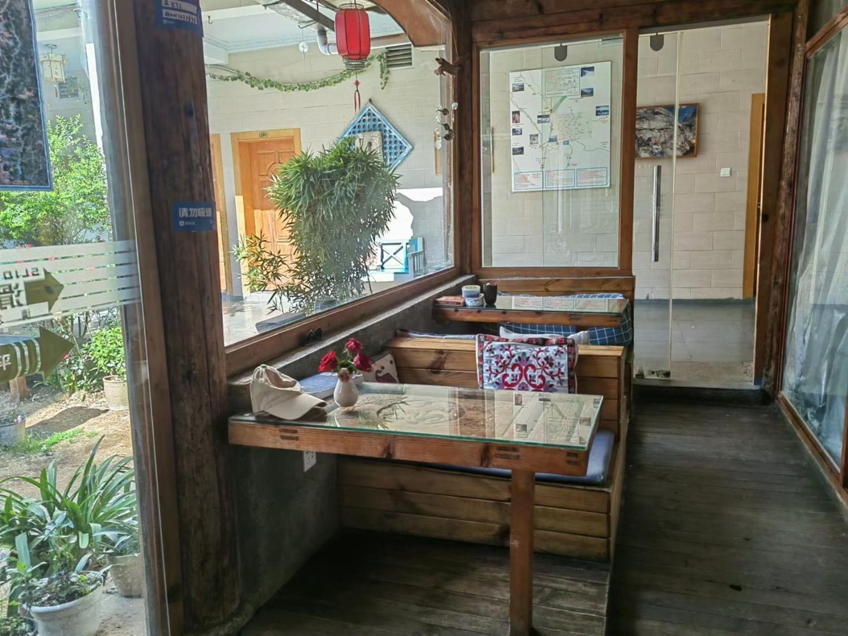 Lijiang Adventure Inn Exterior foto